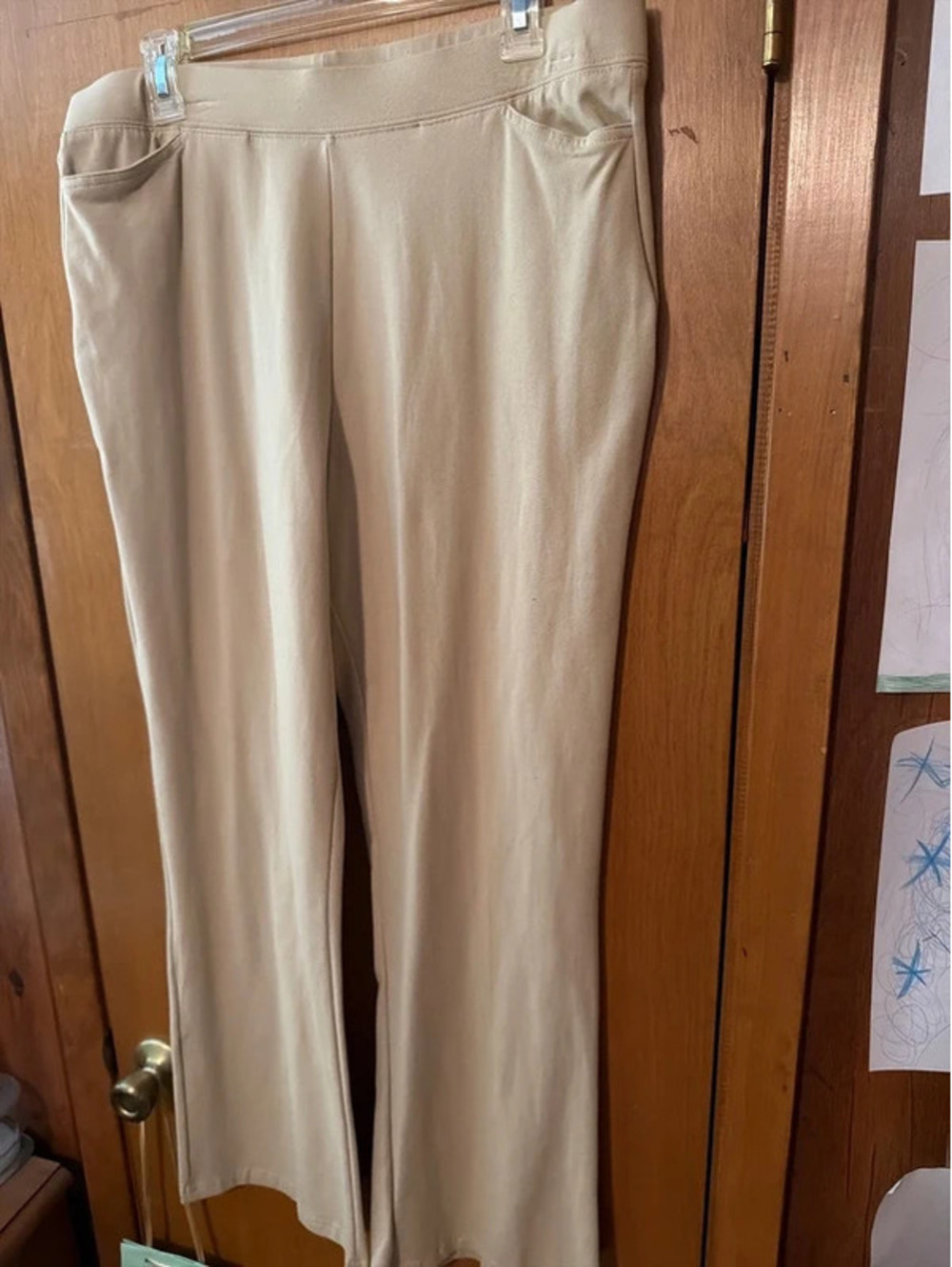White Stag Women’s Large 12/14 Tan Stretch Pull-On Pants